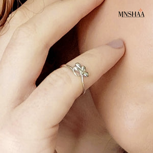 closeup of Mnshaa handmade ring.